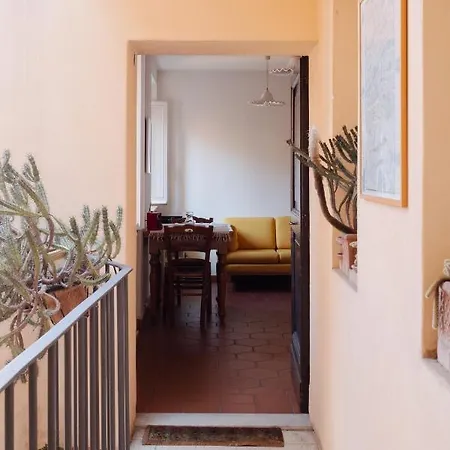 Quiet In The Heart Of Trastevere Διαμέρισμα *